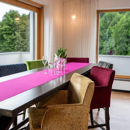 Apartment Kirchschlager Gesmbh & Cokg