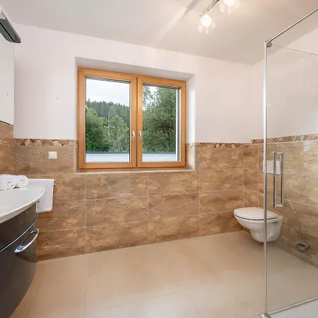 Kirchschlager Gesmbh & Cokg Apartment
